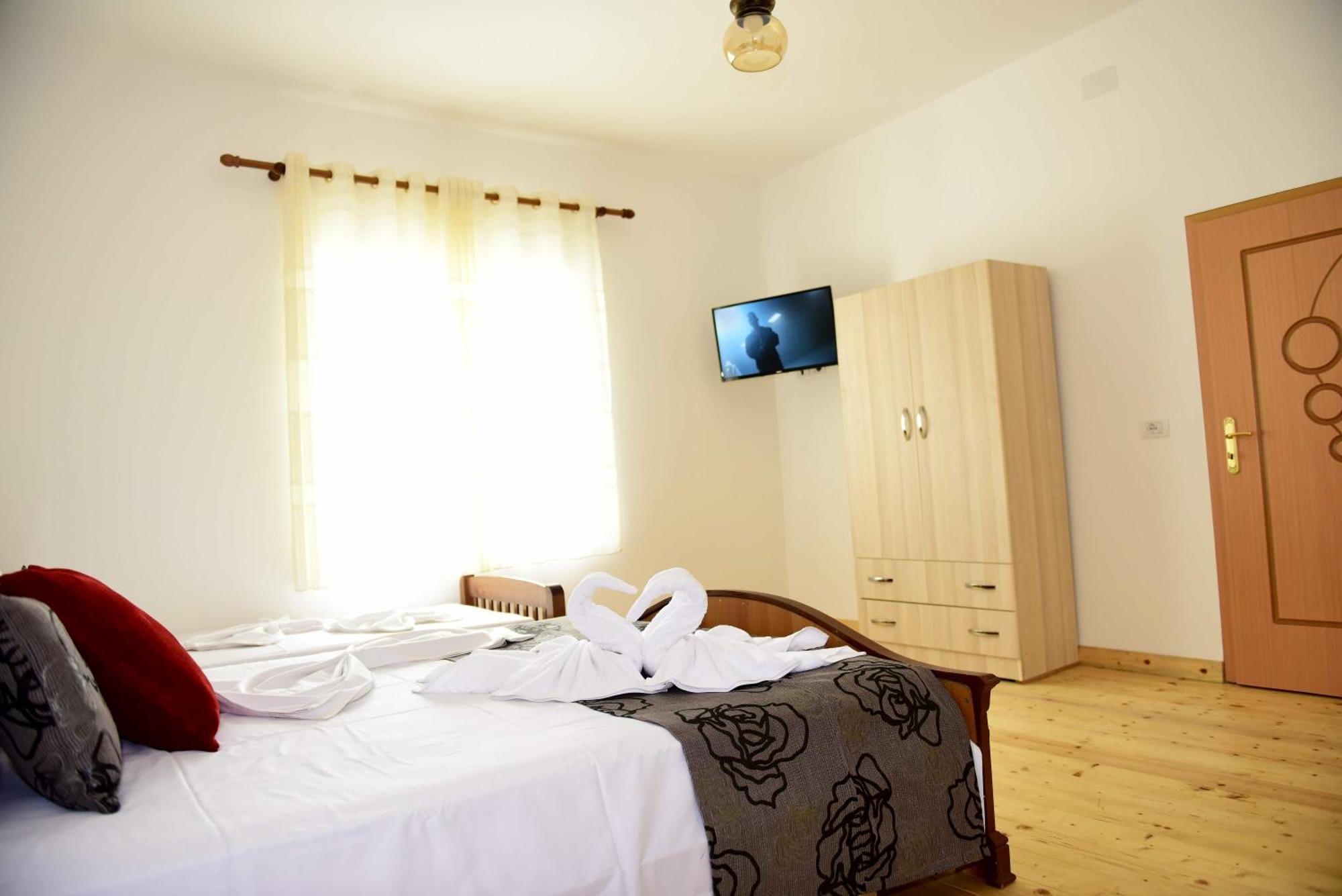 Lodge Disha
